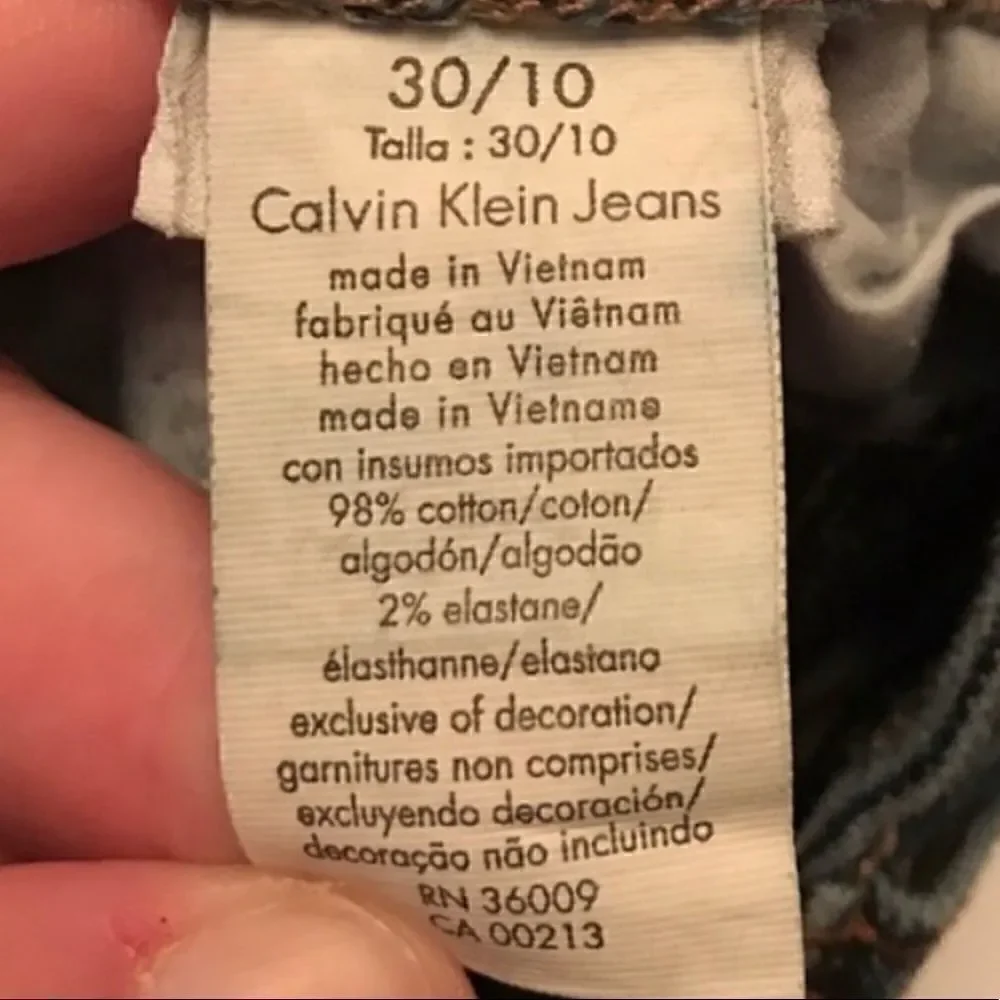 Calvin Klein Vintage Flare Leg Jeans Sz 30